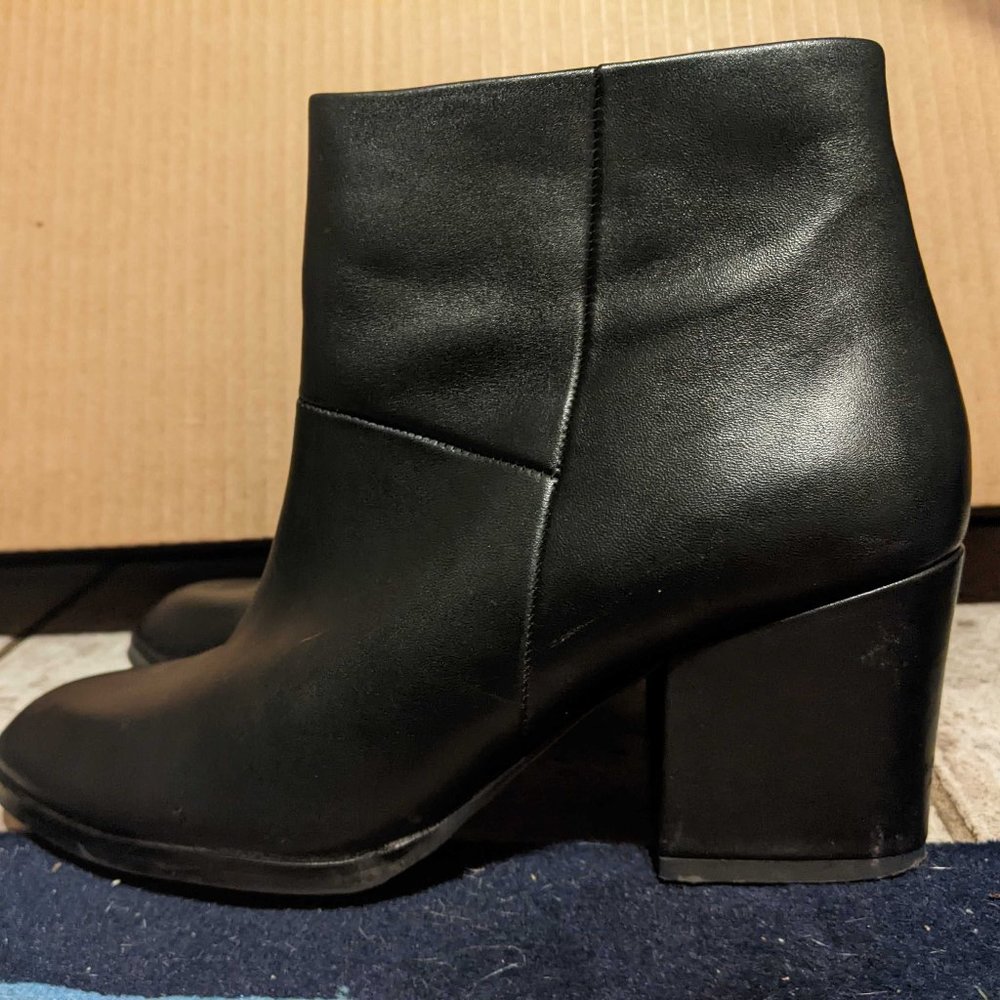 Black leather ankle boots with low heel (Size 8)